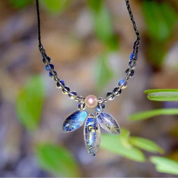 Hand Crafted Rainbow Moonstone & Pearl Necklace! - Picture 2 of 6